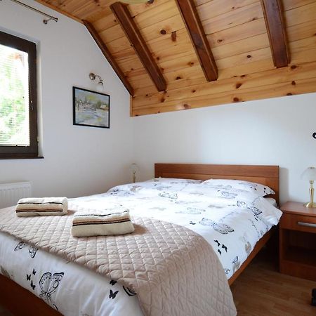Apartmani Ogi I Ana บายินา บาชตา ภายนอก รูปภาพ