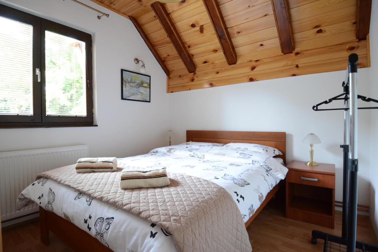 Apartmani Ogi I Ana บายินา บาชตา ภายนอก รูปภาพ