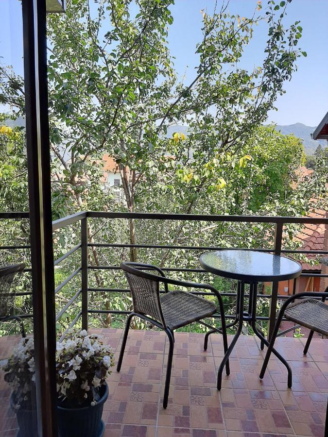 Apartmani Ogi I Ana บายินา บาชตา ภายนอก รูปภาพ