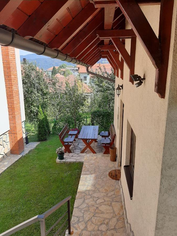 Apartmani Ogi I Ana บายินา บาชตา ภายนอก รูปภาพ